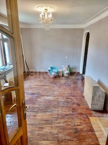 Satılır 1 otaqlı köhnə tikili 35 m², Qara Qarayev m., photo 4 from 12