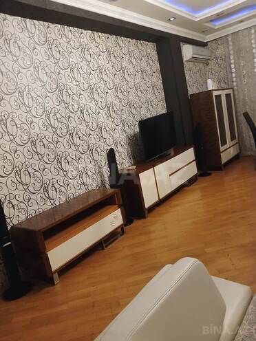 Сдается 2-комн. новостройка 85 м², м. Низами, photo 3 from 13
