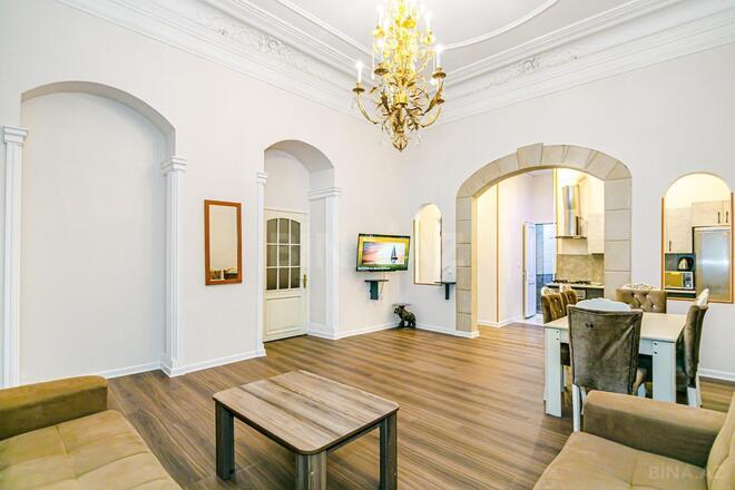 İcarəyə verilir 5 otaqlı köhnə tikili 165 m², Sahil m., photo 7 from 29