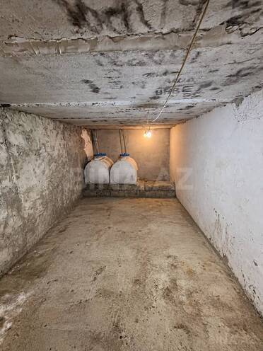 Продаётся 2-комн. вторичка 50 м², м. Нефтчиляр, photo 15 from 16