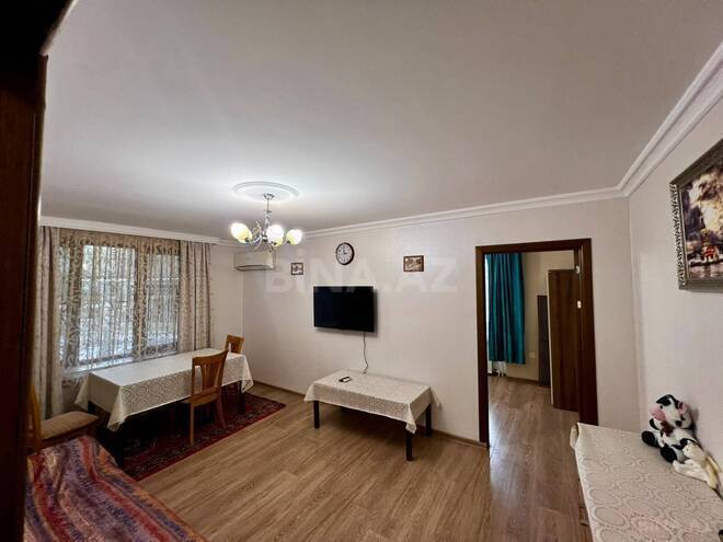 Продаётся 2-комн. вторичка 50 м², м. Нефтчиляр, photo 3 from 16