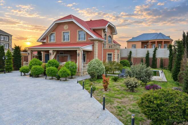 Satılır 6 otaqlı həyət evi/bağ evi 351 m², Şüvəlan q., photo 1 from 24