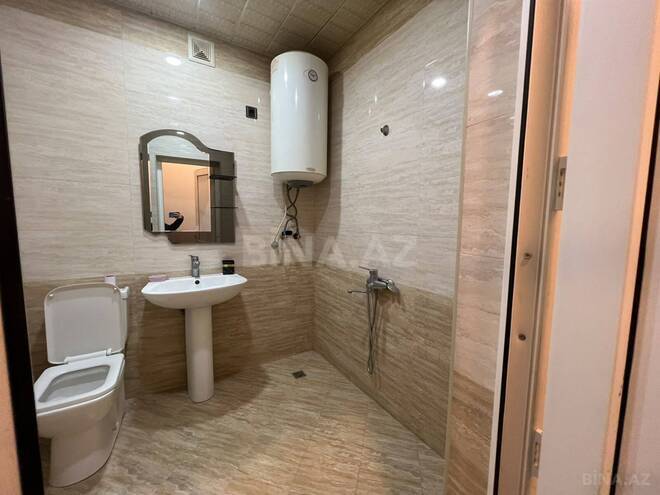 Продаётся 1-комн. вторичка 42 м², м. Элмляр Академиясы, photo 8 from 9