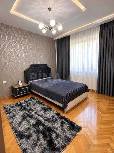 Сдаётся 3-комн. вторичка 105 м², м. Шах Исмаил Хатаи, photo 4 from 9
