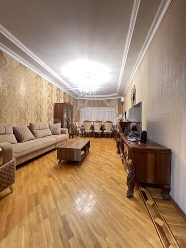 Satılır 3 otaqlı yeni tikili 125 m², Xalqlar Dostluğu m., photo 1 from 18