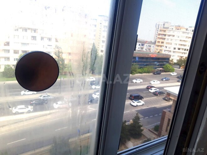 Satılır 2 otaqlı köhnə tikili 75 m², Qara Qarayev m., photo 14 from 16