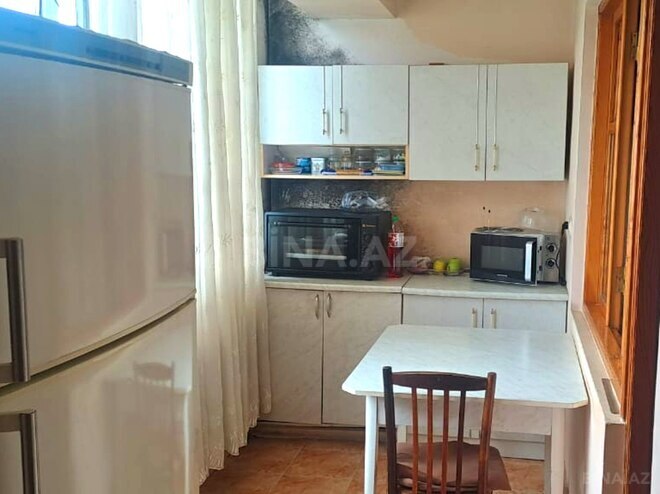 Satılır 2 otaqlı köhnə tikili 75 m², Qara Qarayev m., photo 8 from 16