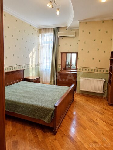 Продается 3-комн. новостройка 130 м², м. Низами, photo 6 from 14