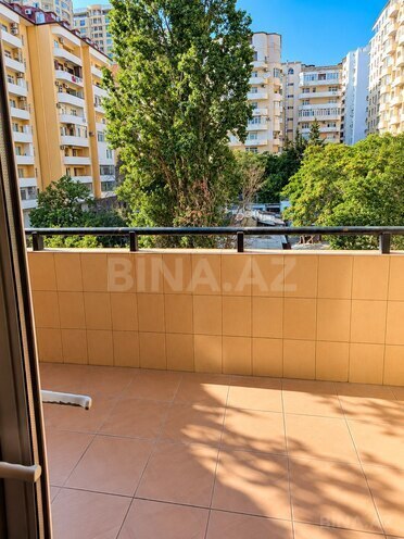 Продается 3-комн. новостройка 130 м², м. Низами, photo 13 from 14