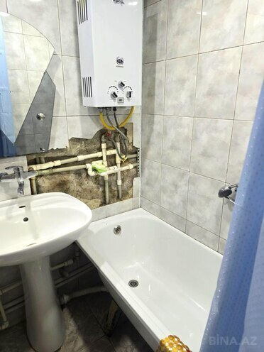 Satılır 2 otaqlı köhnə tikili 90 m², Qara Qarayev m., photo 19 from 27