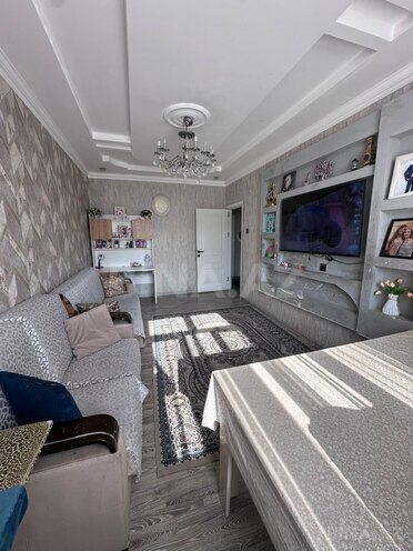 Продаётся 3-комн. вторичка 80 м², пос. Ени Гюнешли, photo 1 from 16