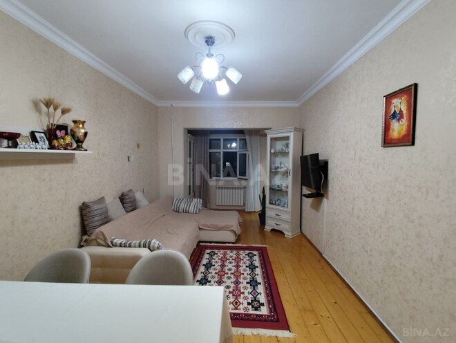 Satılır 2 otaqlı köhnə tikili 65 m², Həzi Aslanov m., photo 1 from 15