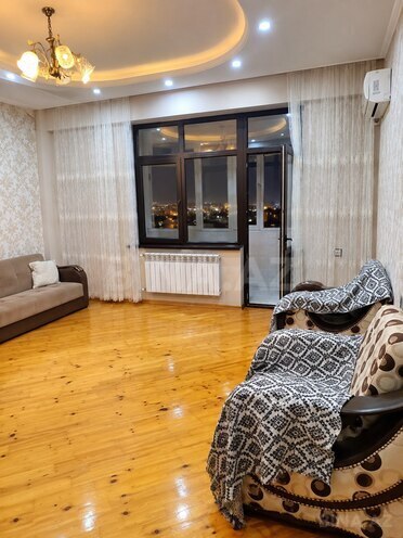 Сдается 2-комн. новостройка 65 м², м. Насими, photo 1 from 12