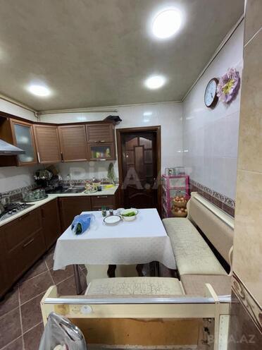 Продаётся 3-комн. вторичка 100 м², Абшеронcкий  р., photo 8 from 27