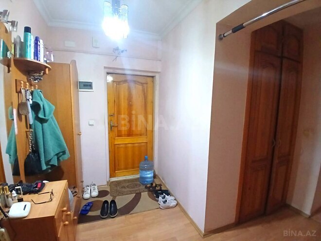 Продаётся 3-комн. вторичка 75 м², м. Кара Караев, photo 7 from 21