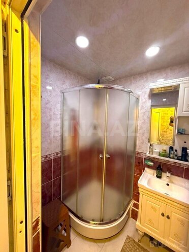 Satılır 3 otaqlı köhnə tikili 85 m², Bakıxanov q., photo 15 from 19