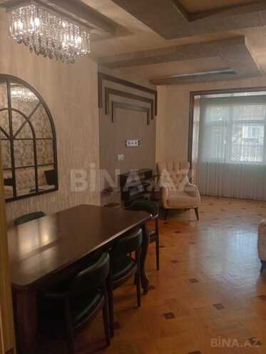 İcarəyə verilir 2 otaqlı köhnə tikili 65 m², Xalqlar Dostluğu m., photo 1 from 12