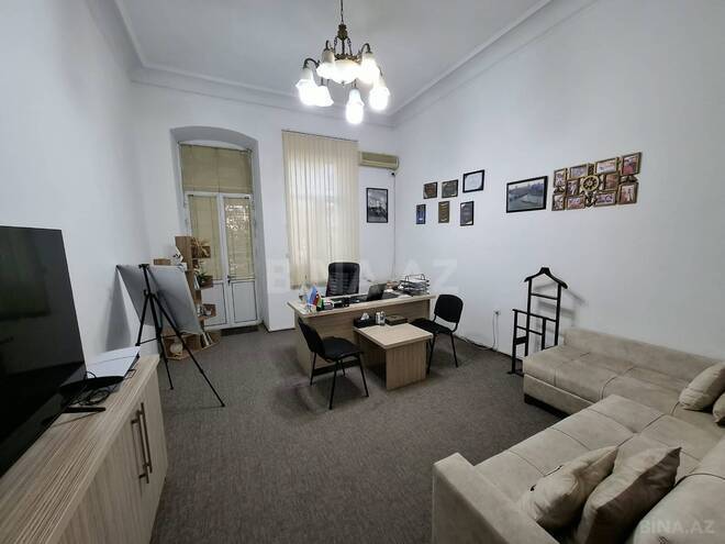 İcarəyə verilir 5 otaqlı köhnə tikili 190 m², 28 May m., photo 5 from 23