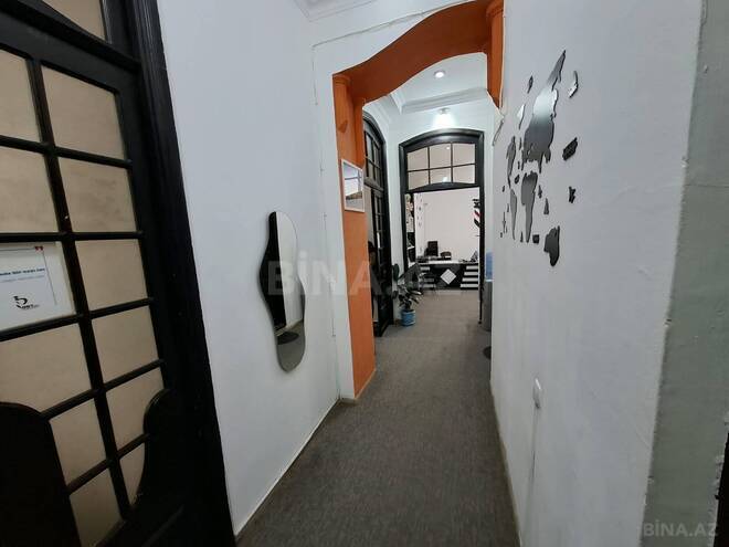 İcarəyə verilir 5 otaqlı köhnə tikili 190 m², 28 May m., photo 14 from 23