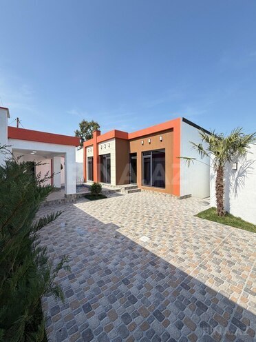 Satılır 4 otaqlı həyət evi/bağ evi 130 m², Şüvəlan q., photo 1 from 17