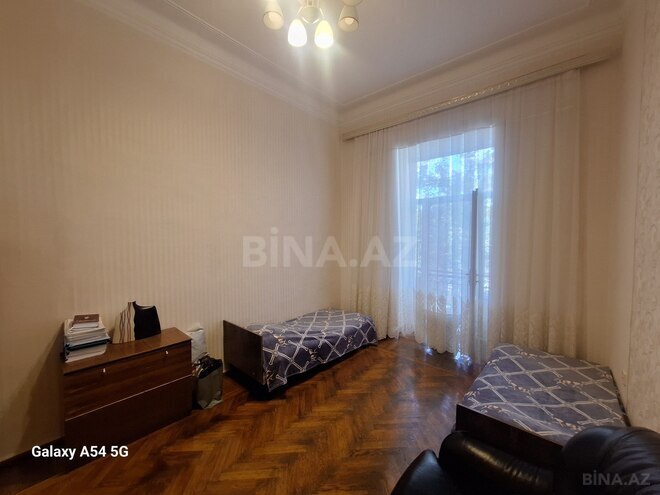 Продаётся 6-комн. вторичка 200 м², м. Сахил, photo 21 from 32