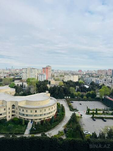 Продаётся 2-комн. новостройка 52 м², м. Насими, photo 1 from 11