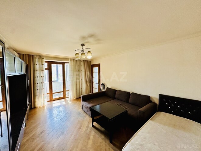Продаётся 3-комн. вторичка 100 м², м. Гянджлик, photo 17 from 25