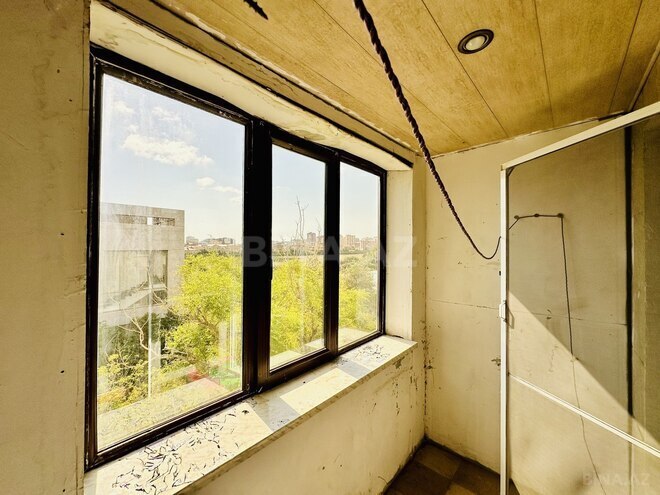 Продаётся 3-комн. вторичка 100 м², м. Гянджлик, photo 24 from 25
