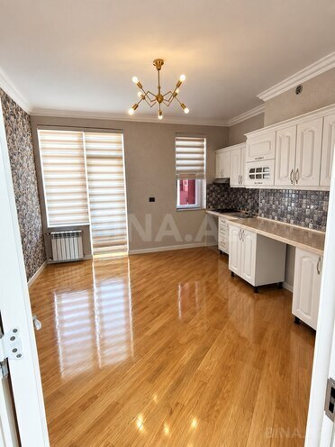 İcarəyə verilir 4 otaqlı yeni tikili 160 m², 28 May m., photo 3 from 11