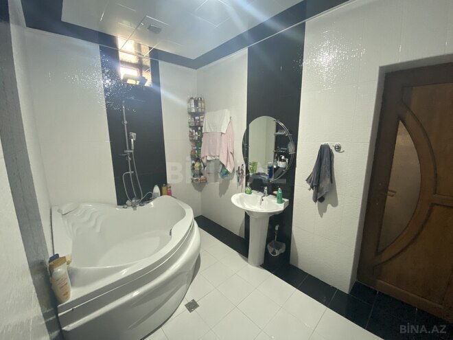 Продаётся 10-комн. дом/дача 600 м², пос. Новханы, photo 13 from 22