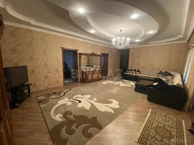 Продаётся 10-комн. дом/дача 600 м², пос. Новханы, photo 7 from 22