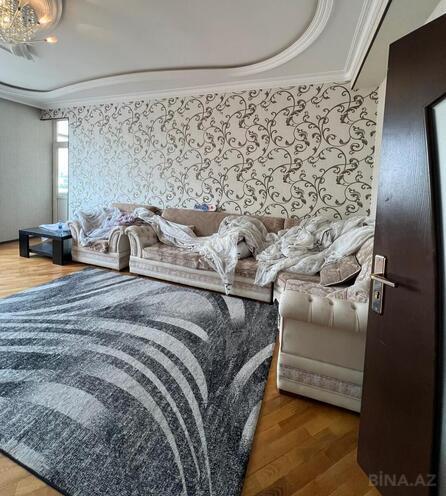 Сдается 3-комн. новостройка 140 м², м. 8 ноября, photo 1 from 16