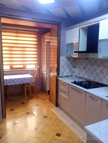 İcarəyə verilir 2 otaqlı köhnə tikili 60 m², Xalqlar Dostluğu m., photo 6 from 12