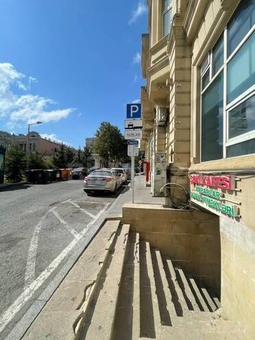 Сдается  объект 140 м², м. Низами, photo 3 from 5