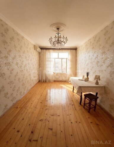 Продаётся 3-комн. вторичка 100 м², м. Ази Асланов, photo 1 from 6