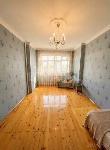 Продаётся 3-комн. вторичка 100 м², м. Ази Асланов, photo 3 from 6