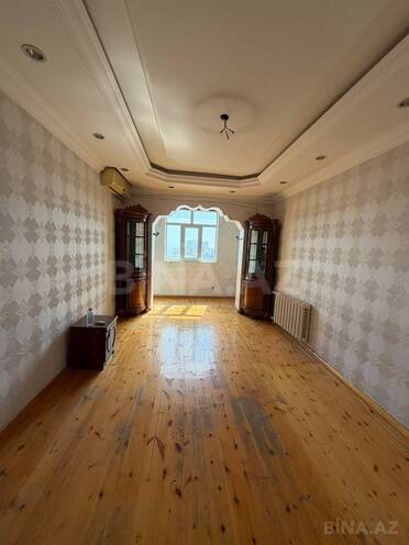 Satılır 3 otaqlı köhnə tikili 90 m², Həzi Aslanov m., photo 1 from 16