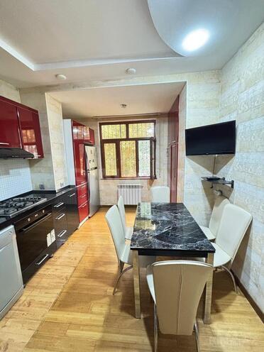 Продаётся 3-комн. вторичка 100 м², photo 16 from 29