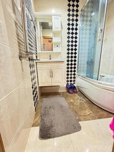 Продаётся 3-комн. вторичка 100 м², photo 27 from 29