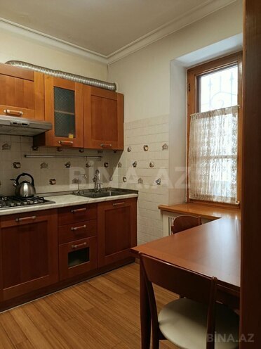 Satılır 2 otaqlı köhnə tikili 65 m², Gənclik m., photo 12 from 24
