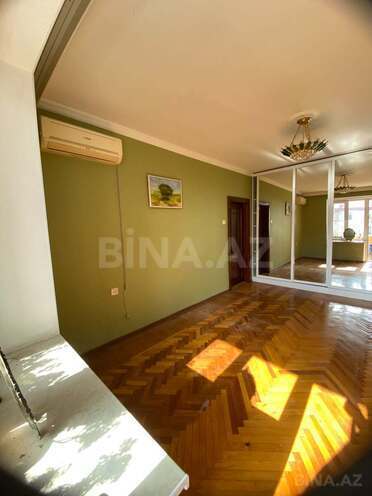 Satılır 3 otaqlı köhnə tikili 85 m², Yasamal q., photo 7 from 20