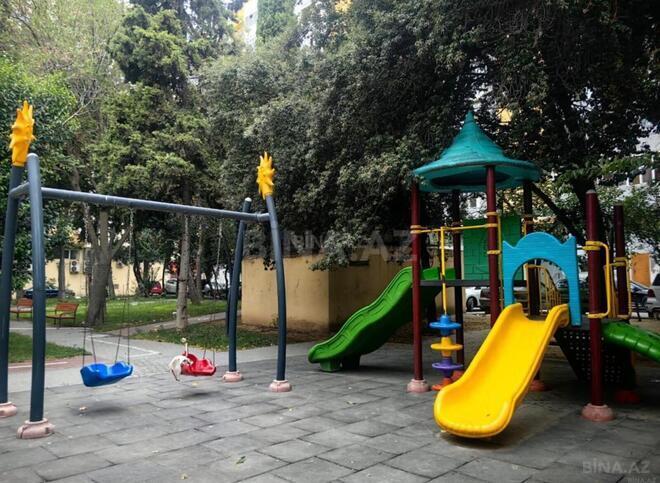 Satılır 2 otaqlı köhnə tikili 50 m², Gənclik m., photo 15 from 16