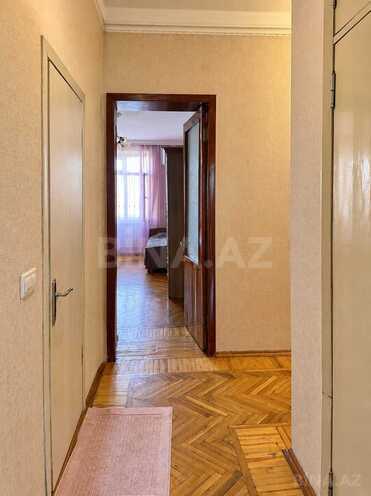 Satılır 3 otaqlı köhnə tikili 80 m², 28 May m., photo 19 from 23