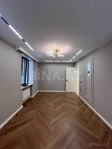 Продаётся 3-комн. вторичка 62 м², м. Элмляр Академиясы, photo 5 from 10