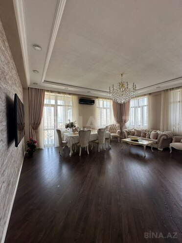 Продаётся 3-комн. новостройка 164 м², пос. 8-й мкр, photo 1 from 18