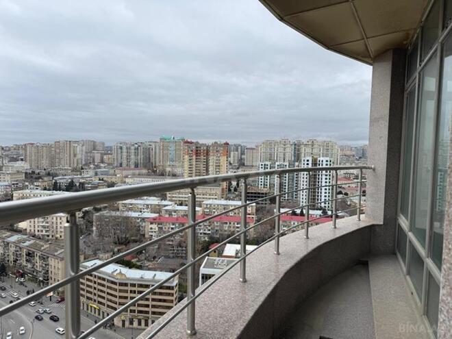 Продаётся 3-комн. новостройка 135 м², м. Низами, photo 18 from 20