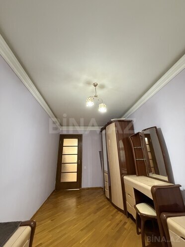 Продаётся 2-комн. вторичка 50 м², м. Нефтчиляр, photo 12 from 18