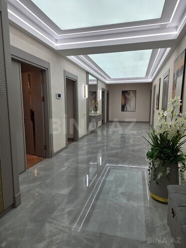 Сдаётся 4-комн. новостройка 245 м², м. 28 мая, photo 1 from 22