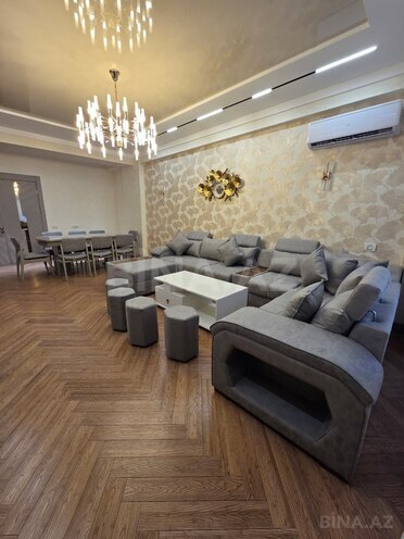 Сдаётся 4-комн. новостройка 245 м², м. 28 мая, photo 3 from 22