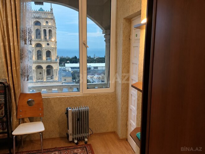 Satılır 2 otaqlı köhnə tikili 50 m², Sahil m., photo 9 from 13